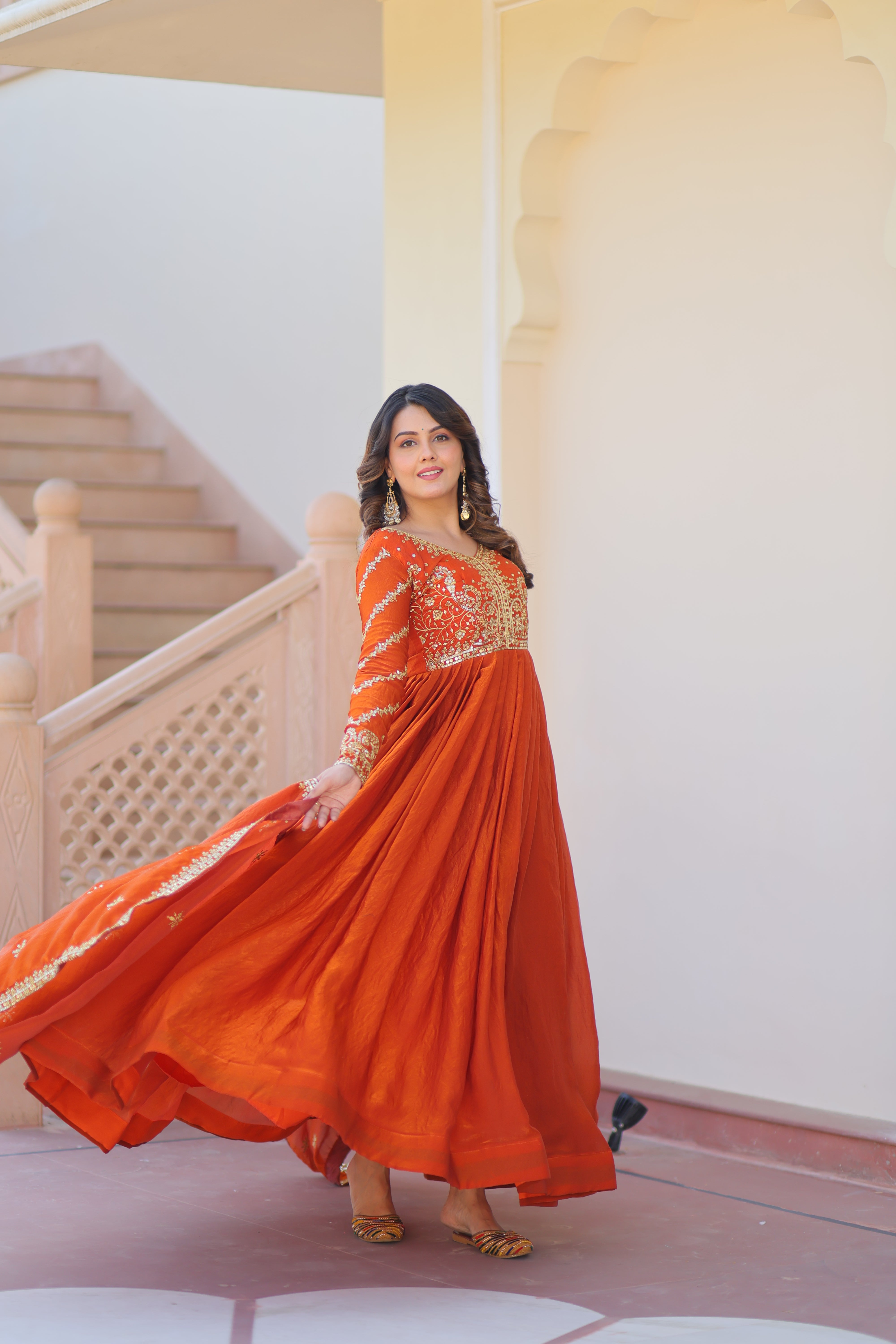 💗 Fendy Fabric gown with Sequins-Multi Embroidered Work Dupatta, it Designed to Smoothly Fitted all body types, gowns for women combine the best parts of  Indian Ethnic & Party wear into  stunning ensemble. 💝🤳 GOWN-DUPATTA COLLECTIONS 2025💃