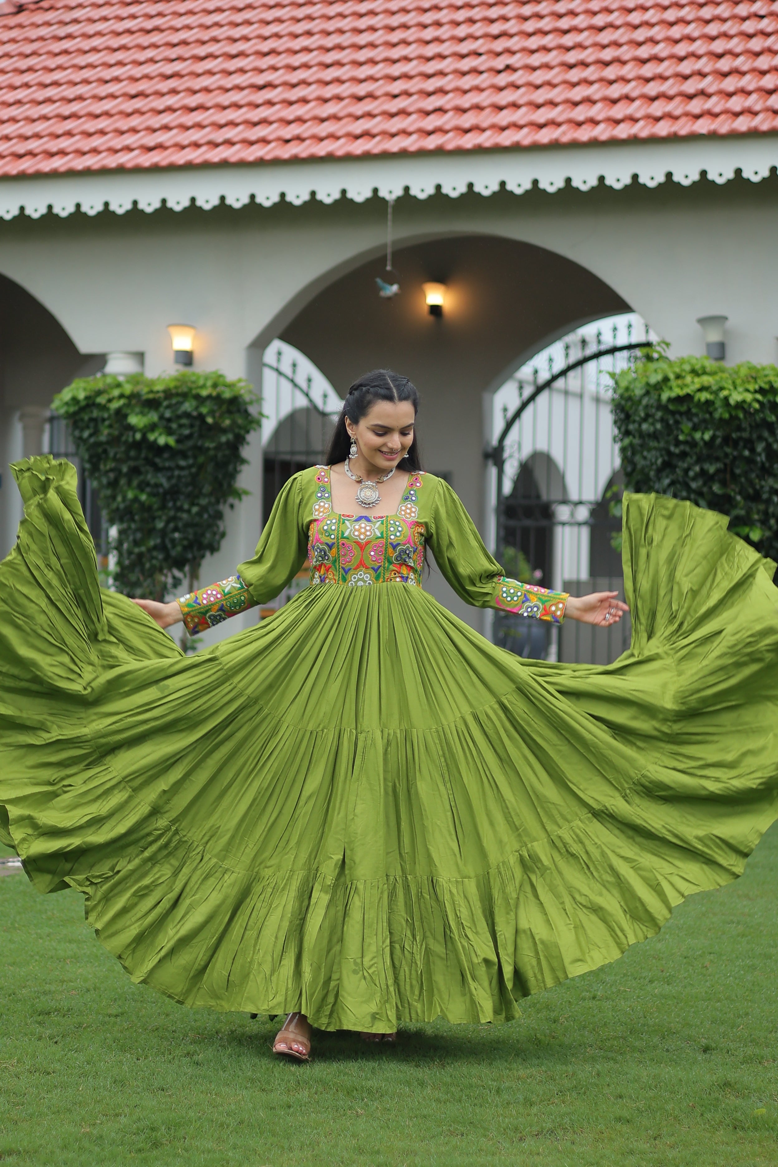 💃🏻 NAVRATRI COLLECTIONS-2025 🤳  #Gownlove💕 #Navratri2025