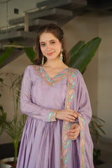 💗  Chinnon Fabric gown with Sequins & Multi Thread  Embroidered Work, It looks graceful for women, it Designed to flatter all body types, gowns for women combine the best parts of western and Indian wear into one stunning ensemble. 💝